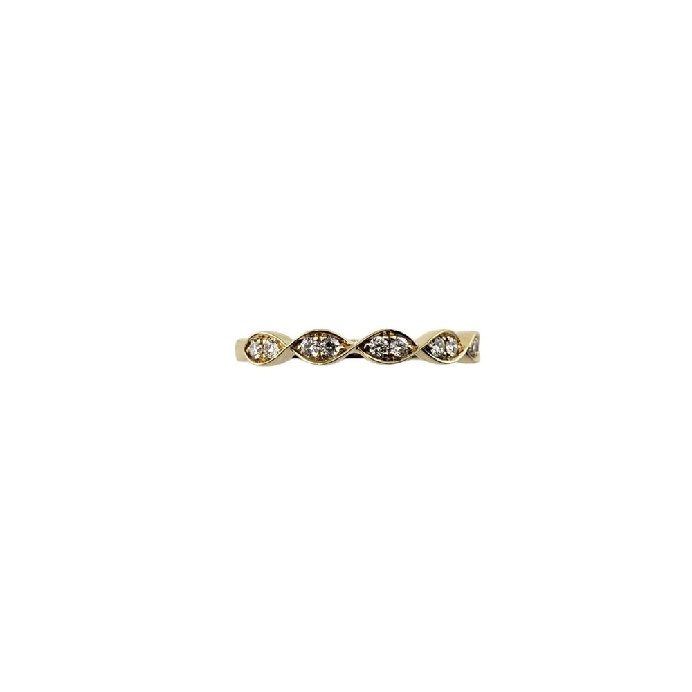 Vintage 18 Karat Yellow Gold and Diamond Band Ring size 6.75 #15350
